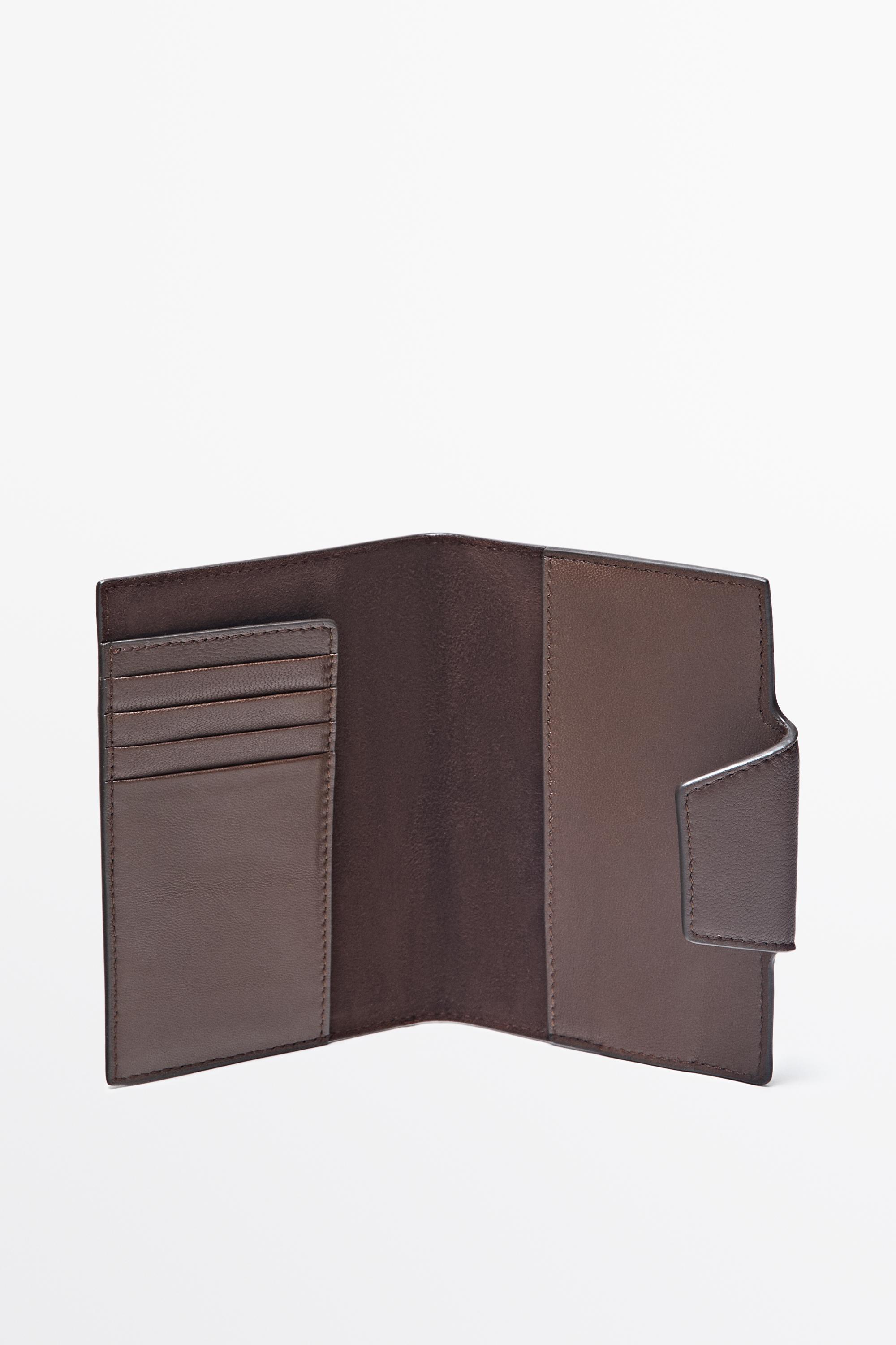 Porte-passeport en cuir nappa